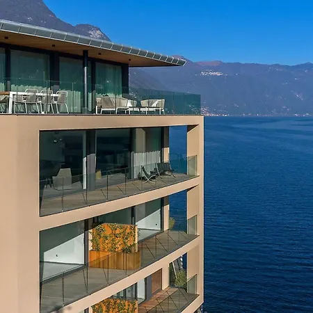 Como Lake Apartment *