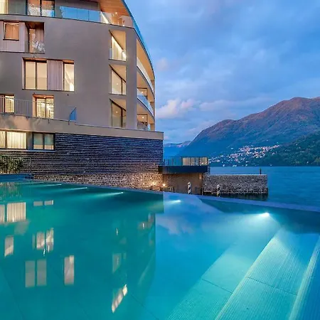 Como Lake Apartment