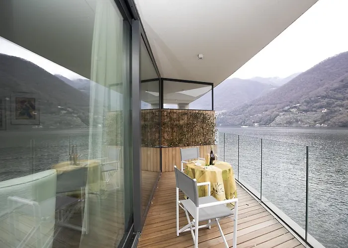 Laglio Como Lake Resort דירה *